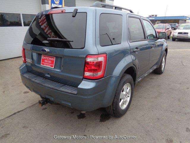 2011 Ford Escape XLT 4dr SUV